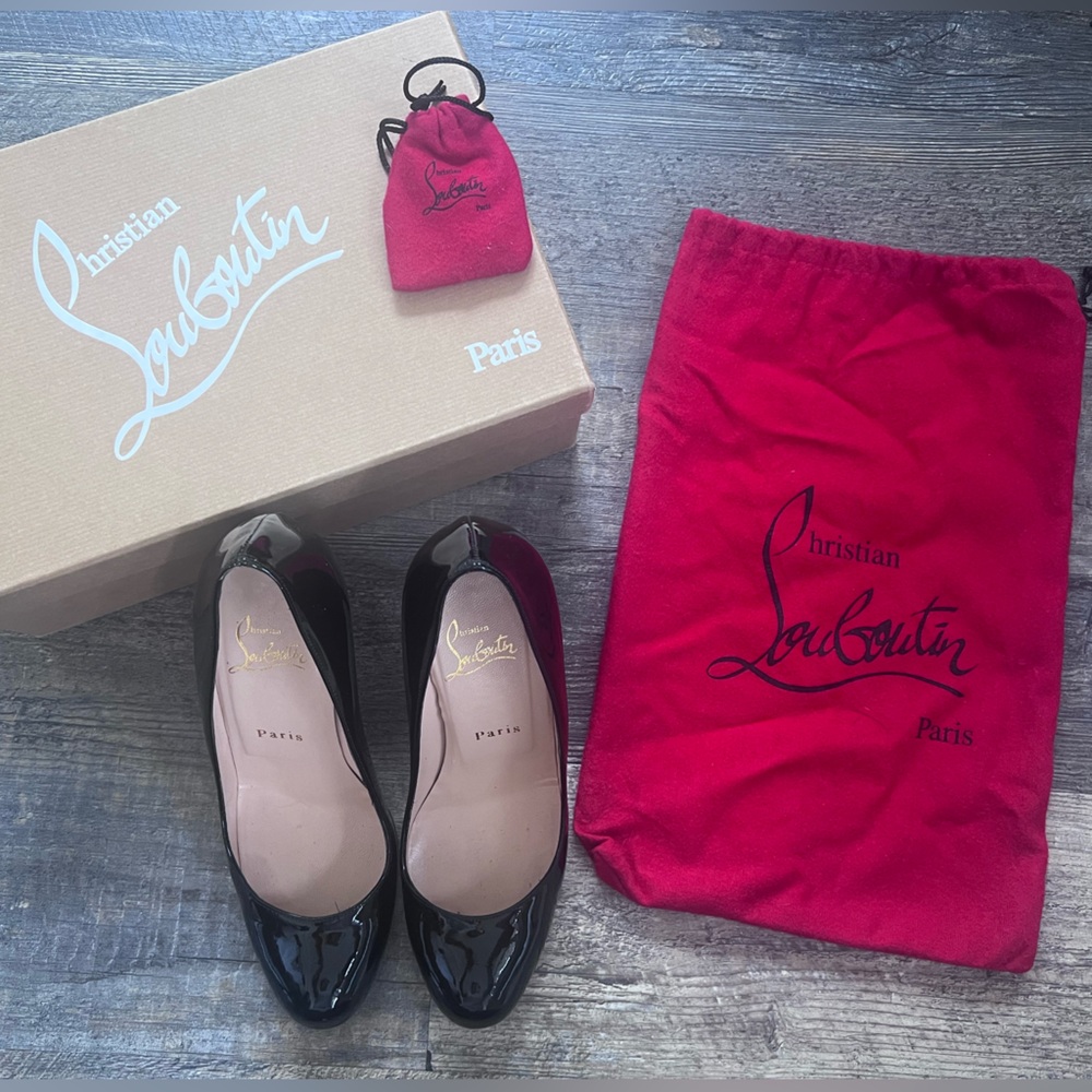 Christian Louboutin Simple Round Toe Pump Black Patent Leather